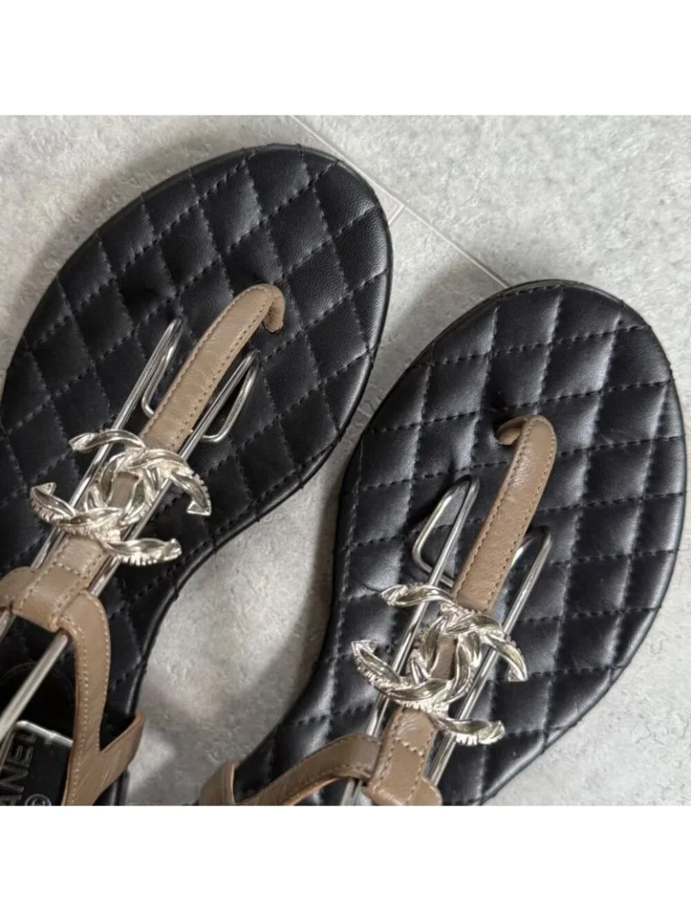 Chanel Thong Sandals Quilted Coco Mark Flat Shoes Black Beige Silver - Picture 3 of 10
